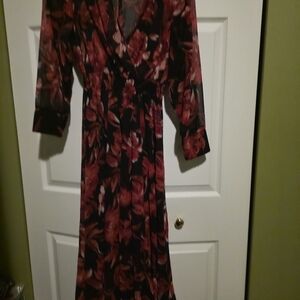 Elegant Floral Long Sleeve Dress